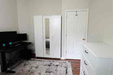 Fully Furnished Room in Woodstock