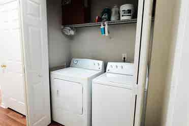 Fully Furnished Room in Woodstock