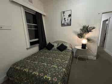 Privvate room in East Brighton