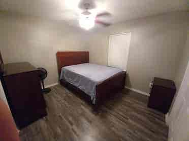 Very clean and tidy room