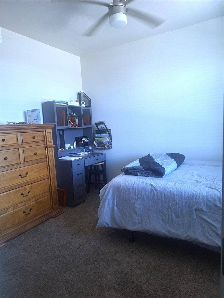 Quiet Room for Rent – $ All In