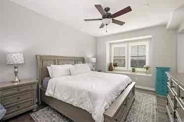 Master Bedroom for Rent in RMV