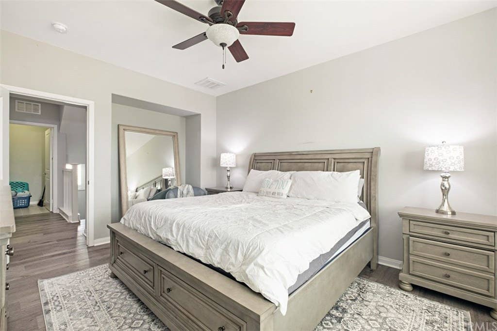 Master Bedroom for Rent in RMV