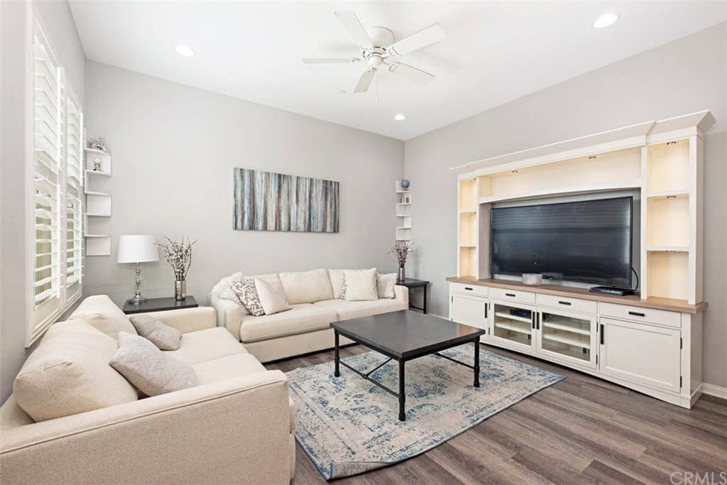 Master Bedroom for Rent in RMV