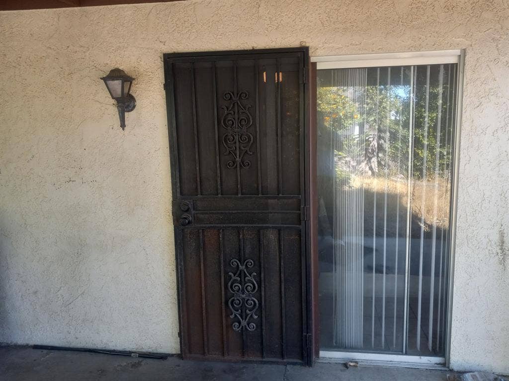 Two rooms for rent