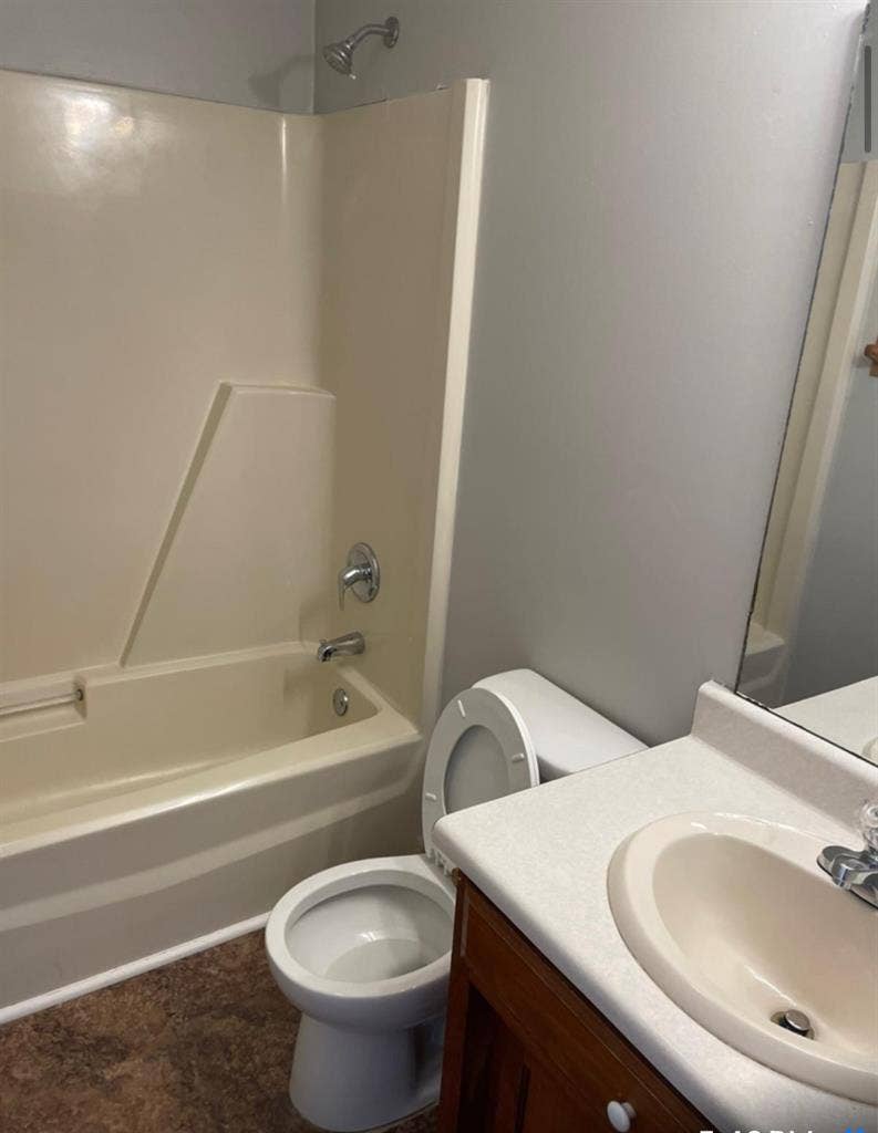 Room w/ Own Bathroom (all included)