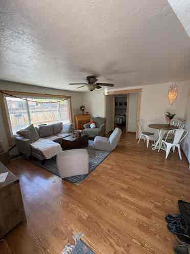 Room for rent!!