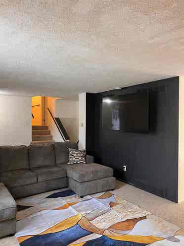 Fully furnished room Denver suburb