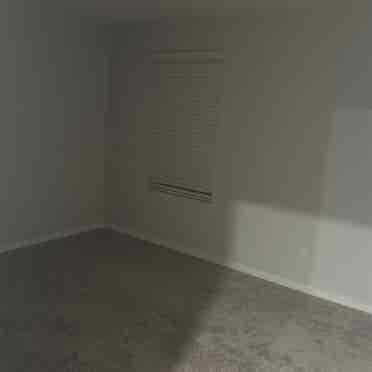 2 rooms available