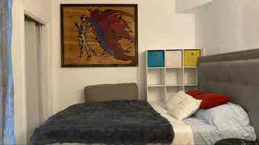 Detached Studio w/ access to house