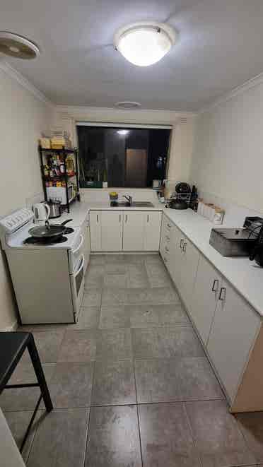 SINGLE BEDROOM AVAILABLE