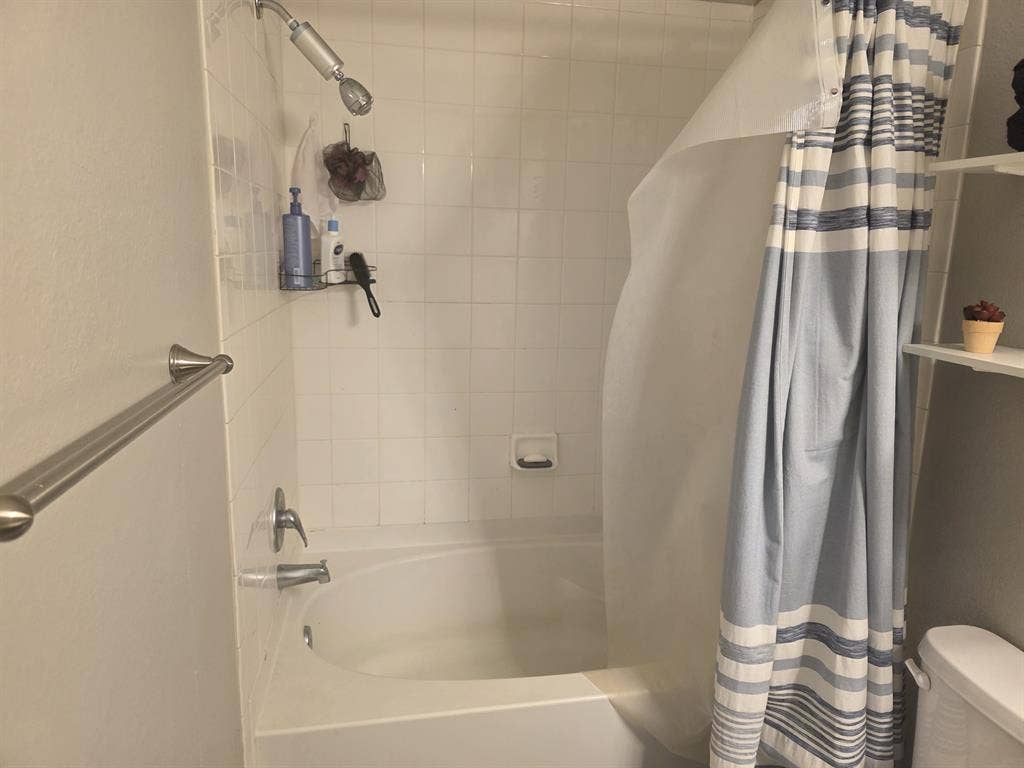 Looking for Respectable Roommate