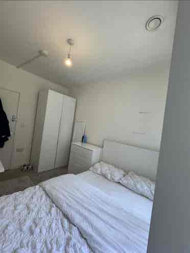 room in a modern flat (WHATSAPP)
