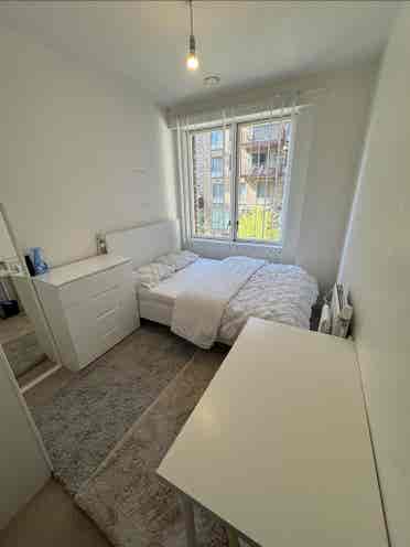 room in a modern flat (WHATSAPP)
