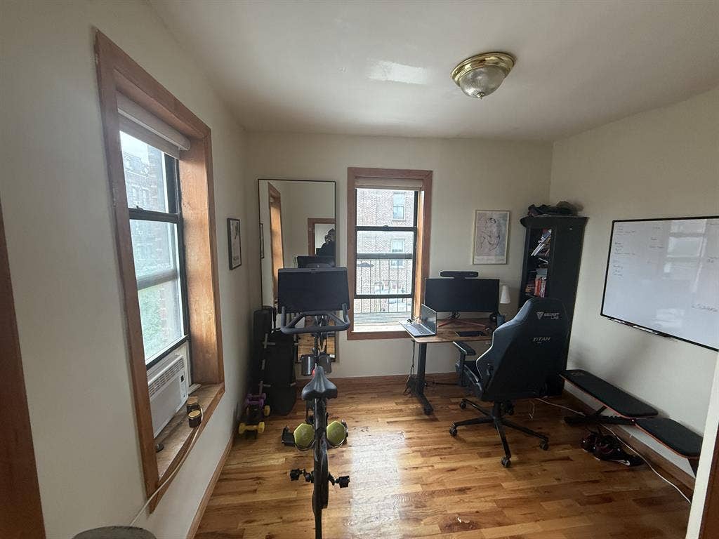 Room in Williamsburg - furnished