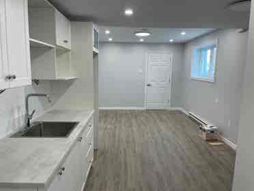 Brand new studio..Neuf
