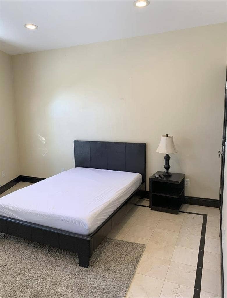 College Hill Appartement Sublease