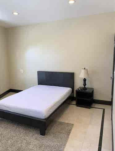College Hill Appartement Sublease