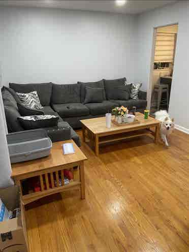 One room for rent $