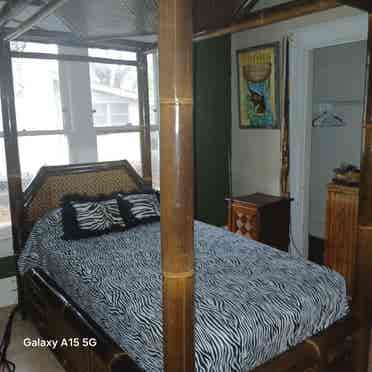 Room for rent downtown sanford