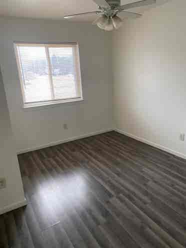 Unfurnished 1 bedroom