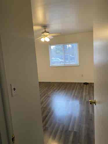 Unfurnished 1 bedroom