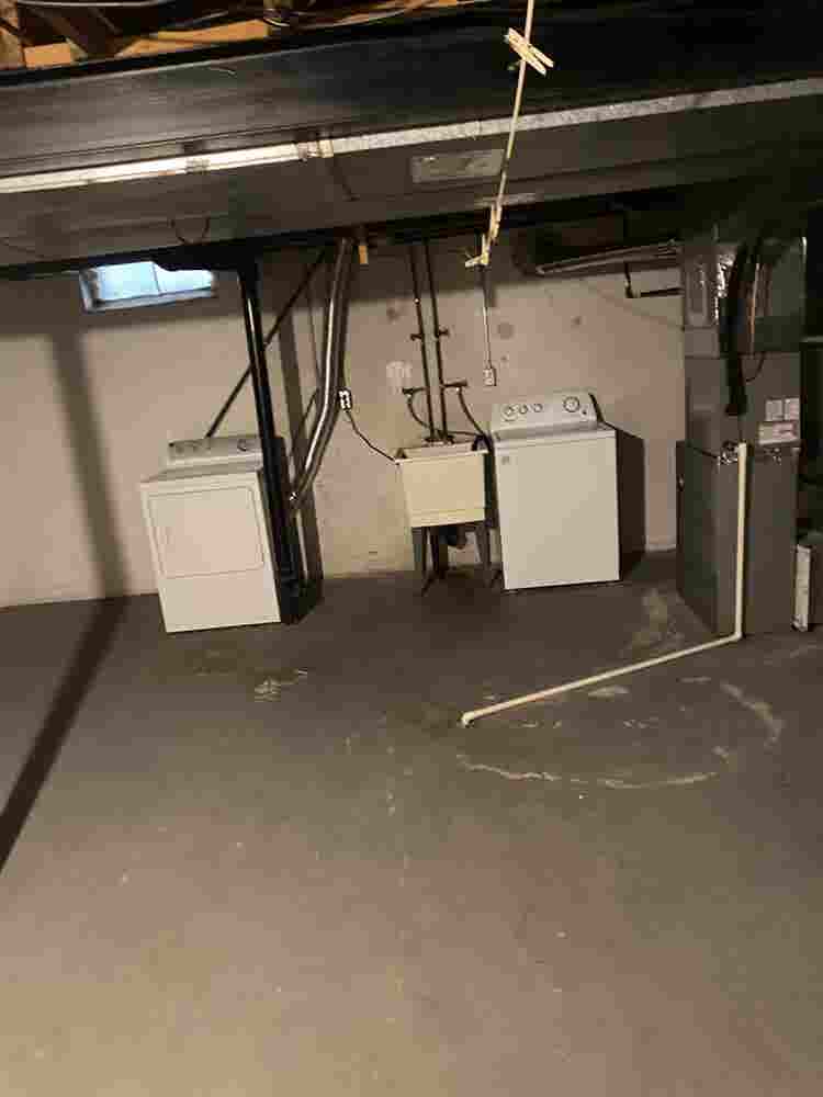 Unfurnished 1 bedroom