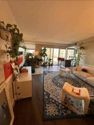 A beautiful 1bedroom in center city