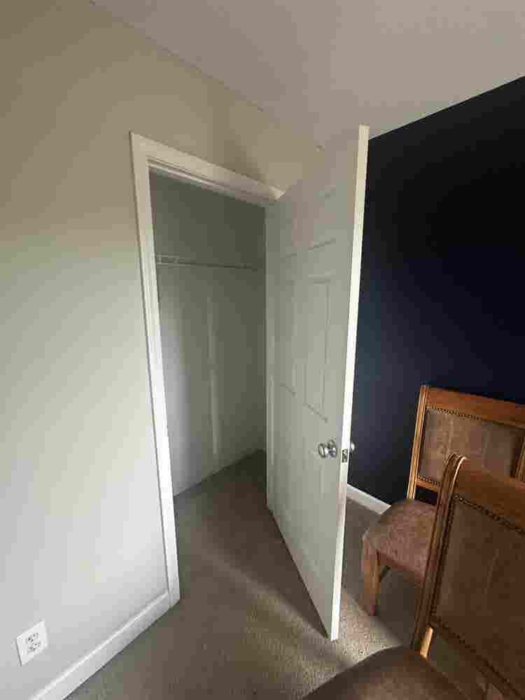 Full Private Suite,  sqft house