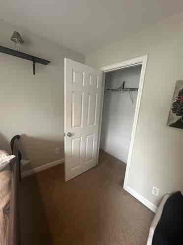 Full Private Suite,  sqft house