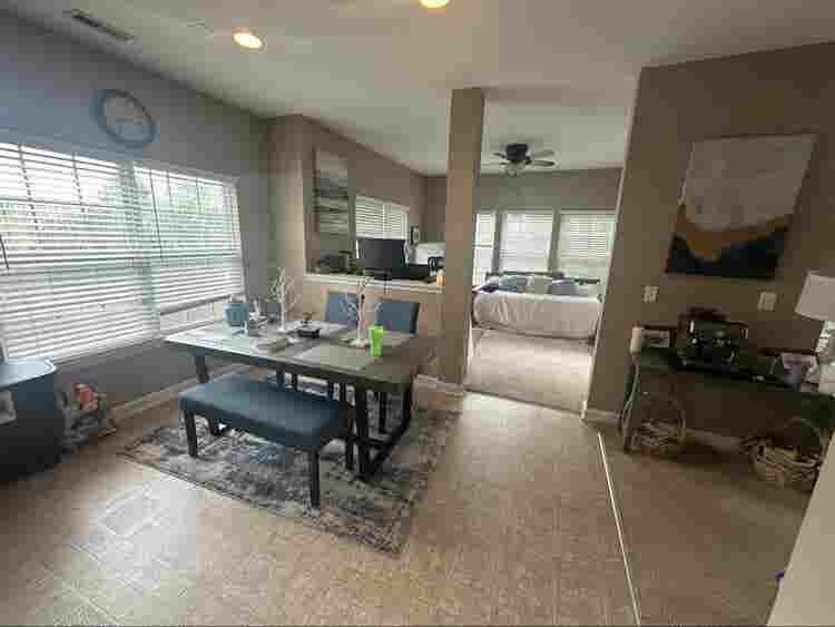 Full Private Suite,  sqft house