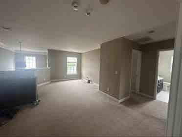 Full Private Suite,  sqft house