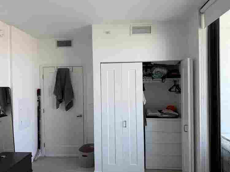 Room w/balcony in BA, Midtown