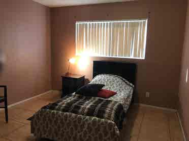 HOMESTAY PRIVATE ROOM MONTHLY RENT
