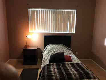 HOMESTAY PRIVATE ROOM MONTHLY RENT