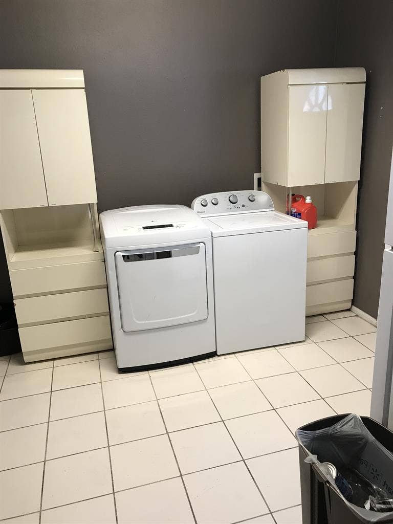HOMESTAY PRIVATE ROOM MONTHLY RENT
