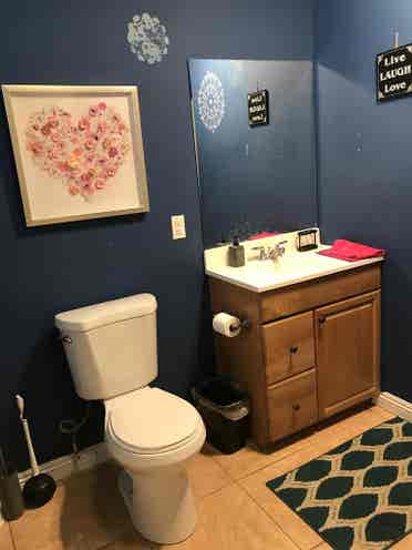HOMESTAY PRIVATE ROOM MONTHLY RENT