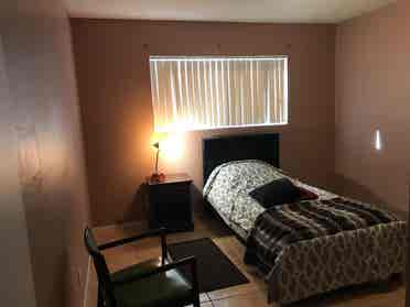 HOMESTAY PRIVATE ROOM MONTHLY RENT