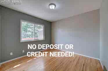 ROOM FOR RENT - NO DEPOSIT / CREDIT