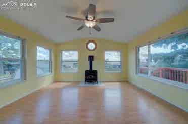 ROOM FOR RENT - NO DEPOSIT NEEDED