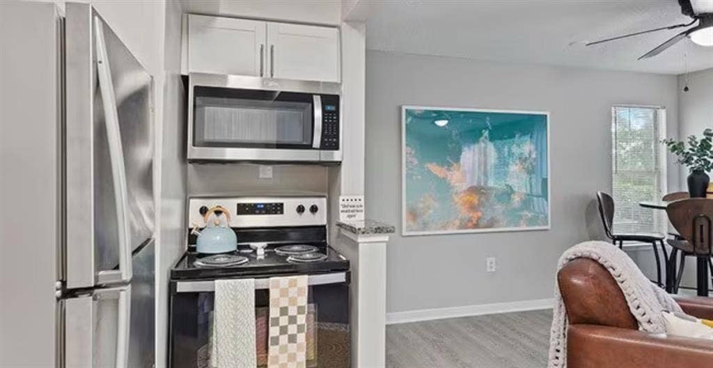 1 BEDROOM WITH OWN BATHROOM