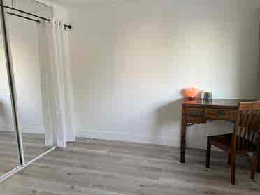 Private Room in Shared Condo - Esco