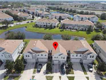 Looking for a roommate in UCF area