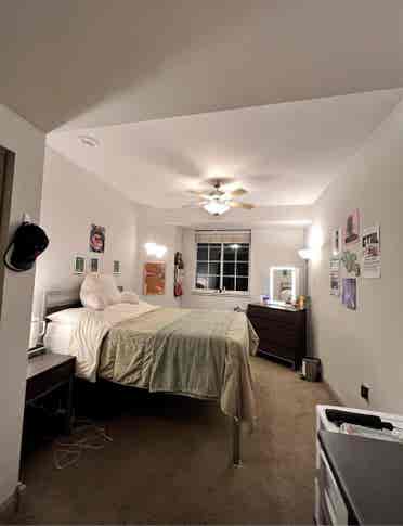 SubLease Take over - 4 bedroom apt