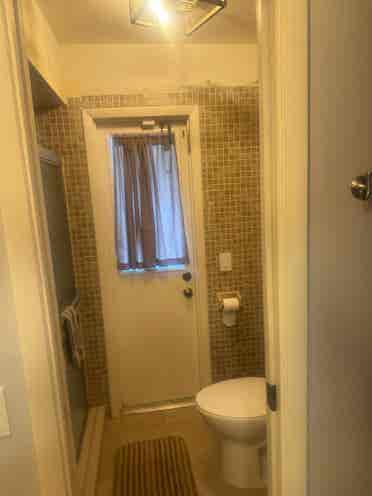Spacious Furnished Efficiency Suite