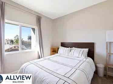 Beach Condo in Downtown Oceanside!