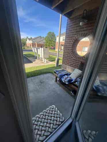 Looking for roommate