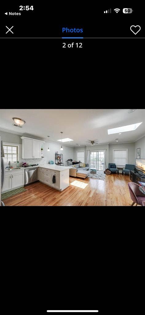 Looking for Roommate(s)