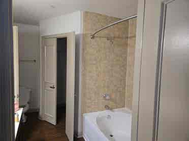 Waterfront room Camden aventura