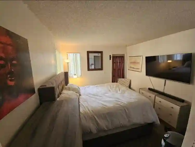 Close to everything but yet quiet.